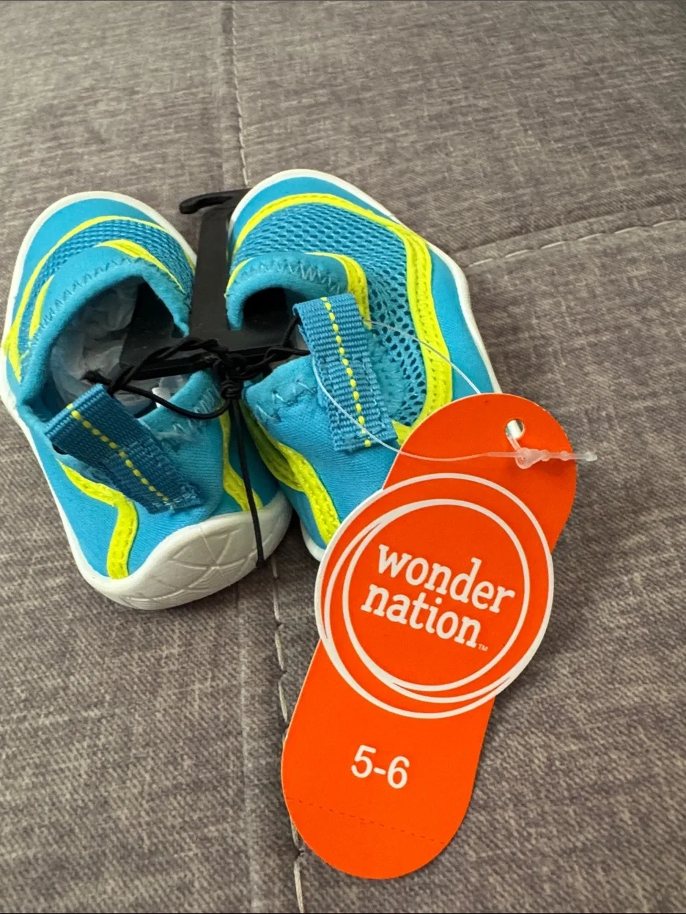 wonder nation Kids Water Shoes‎ - Blue & Yellow and Pink & Black